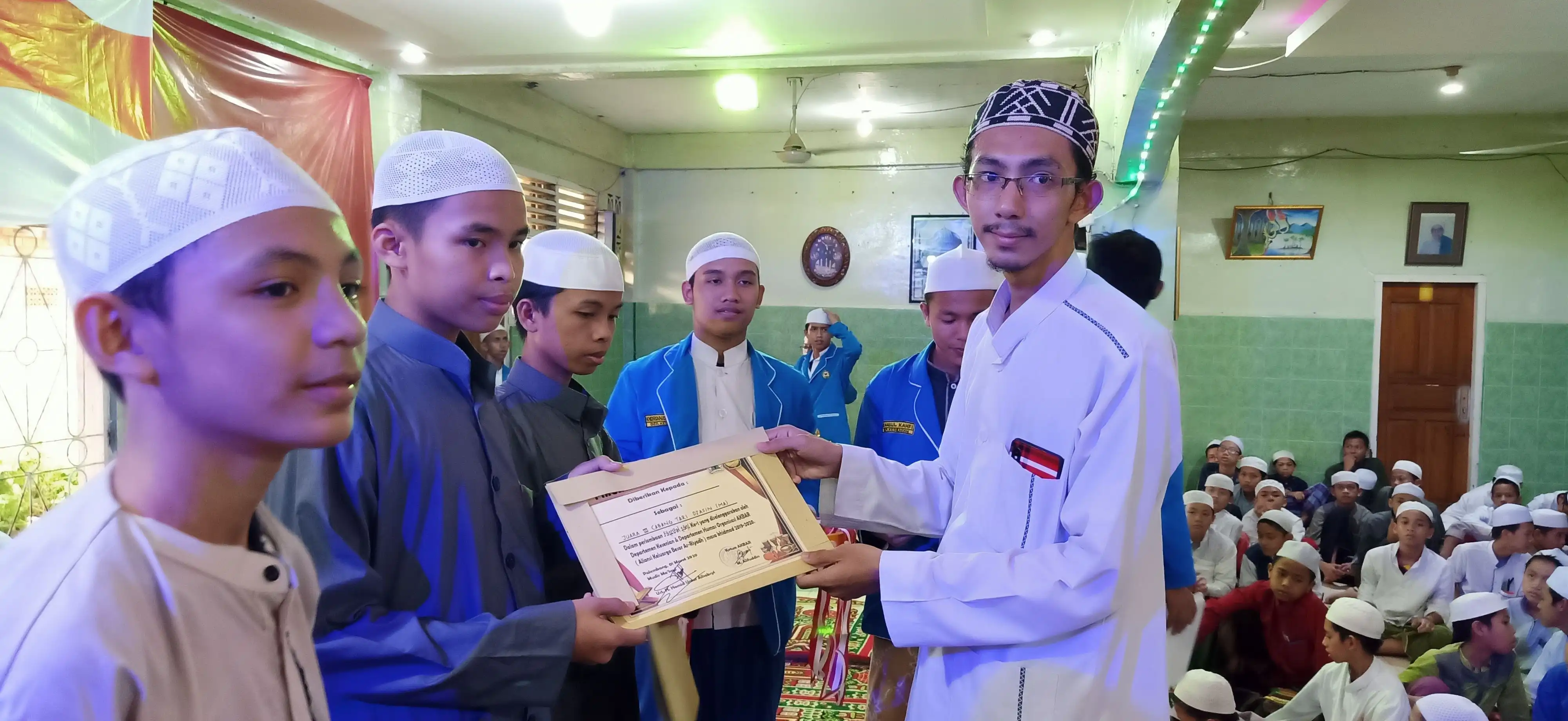 Pembagian Hadiah 53